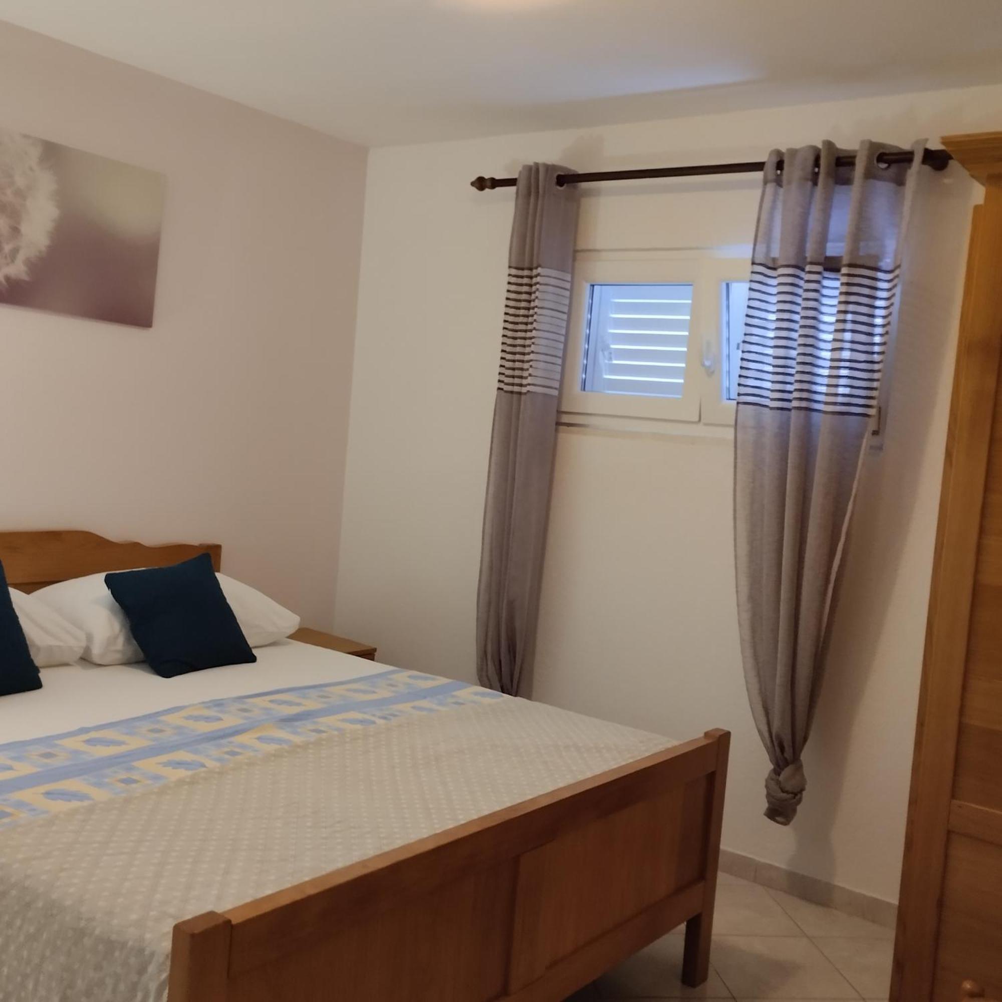 Apartmani Gero Lopar Buitenkant foto